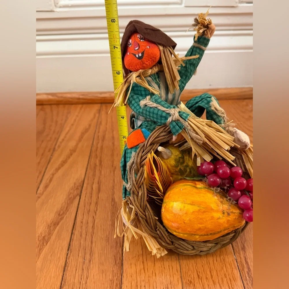 Annalee Scarecrow Basket fall Harvest Decor cornucopia 1997 Thanksgiving - Picture 11 of 12